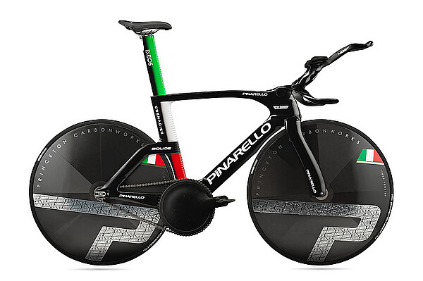 Quartalszahlen der Fahrradbranche. Aerodynamisches Bahnrad von Pinarello.