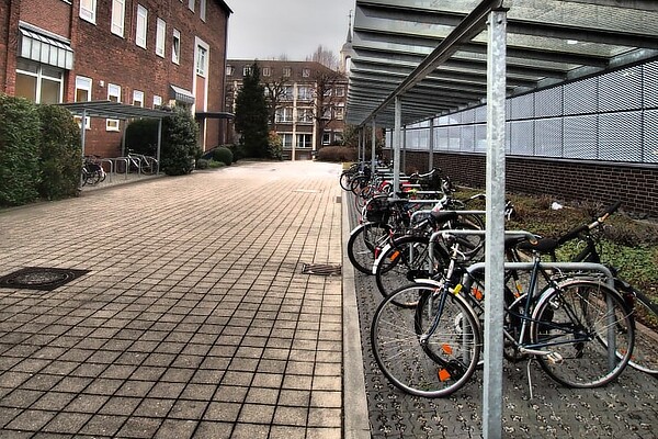 Fahrradunterstände als Alternative zu Auto-Parkplätzen werden möglich.