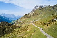 Am «Klausen Monument» am 11. September 2022 ist der Klausenpass für Autos gesperrt.