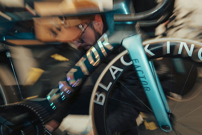 Factor Bikes hat neue Investoren aus China.