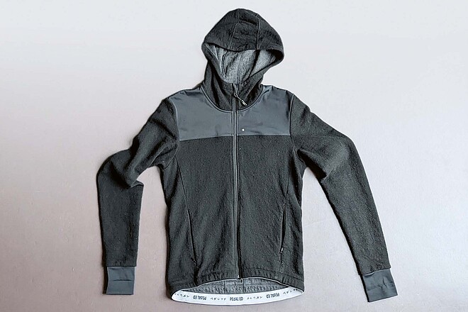 Test Attakai Wool Jacket. Wolljacke für Radfahrer.