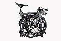Brompton ruft «P Line» in die Werkstatt zurück. Gefaltets Faltrad von Brompton. 